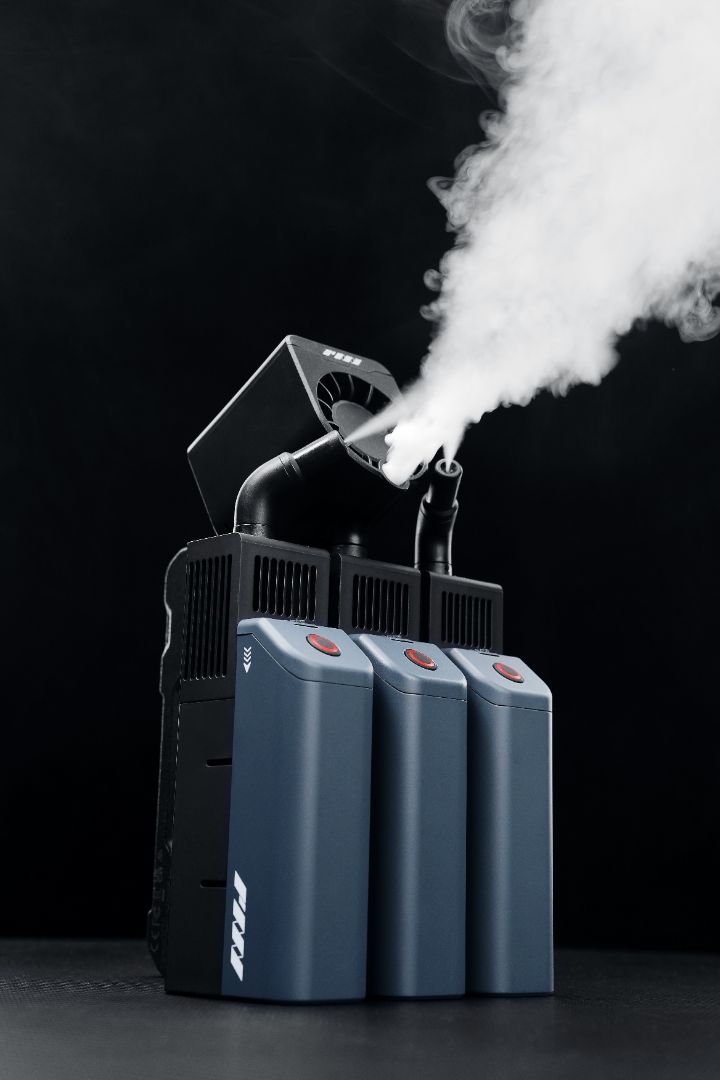 SmokeNINJA-PRO Machine à fumée pour le cinéma et la télévision - TRIDENT KIT [PRE-ORDER]